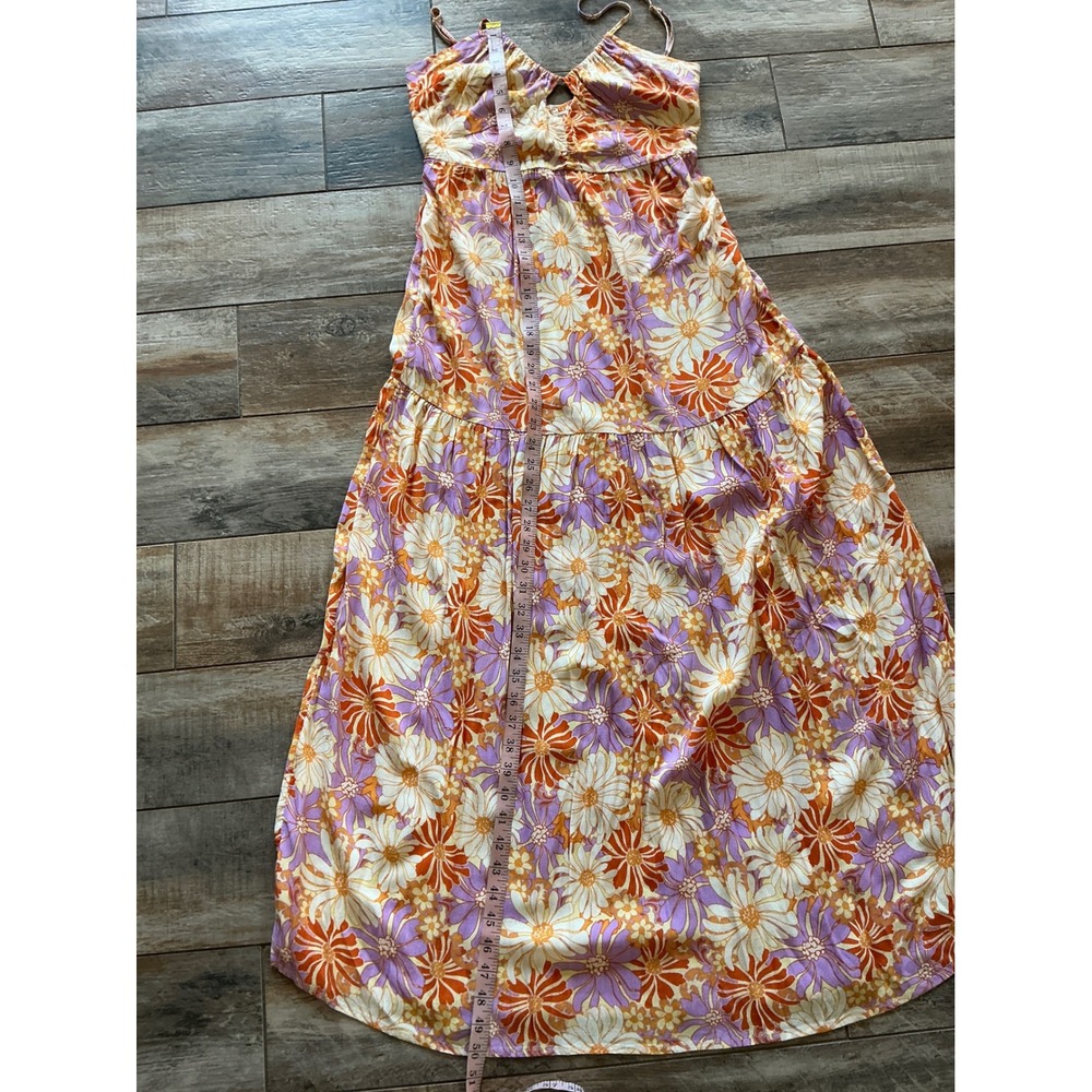 NWOT L*Space Gemma Dress, Wavy Daisy
Size L l space - Picture 10 of 11